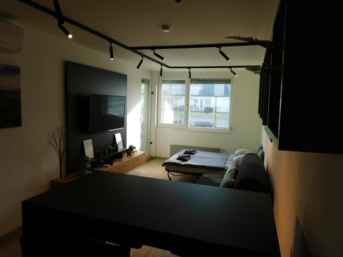 Chill & Relax Apartment Шіофок Екстер'єр фото