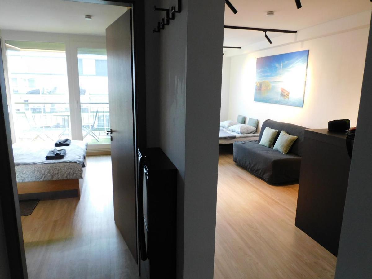 Chill & Relax Apartment Шіофок Екстер'єр фото
