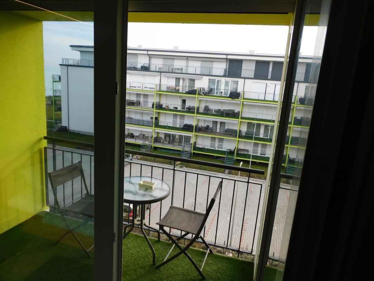 Chill & Relax Apartment Шіофок Екстер'єр фото